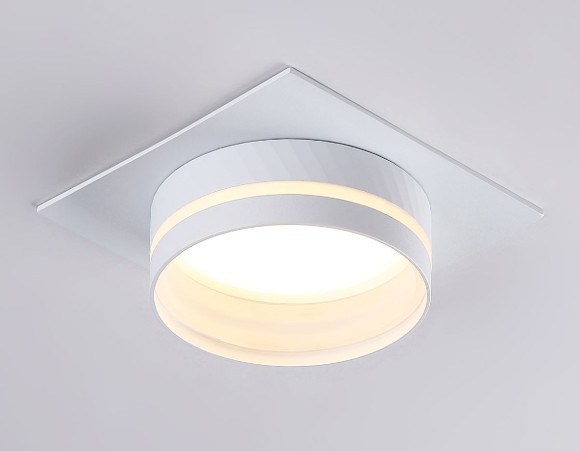 Встраиваемый светильник Ambrella Light GX53 Acrylic tech TN5221