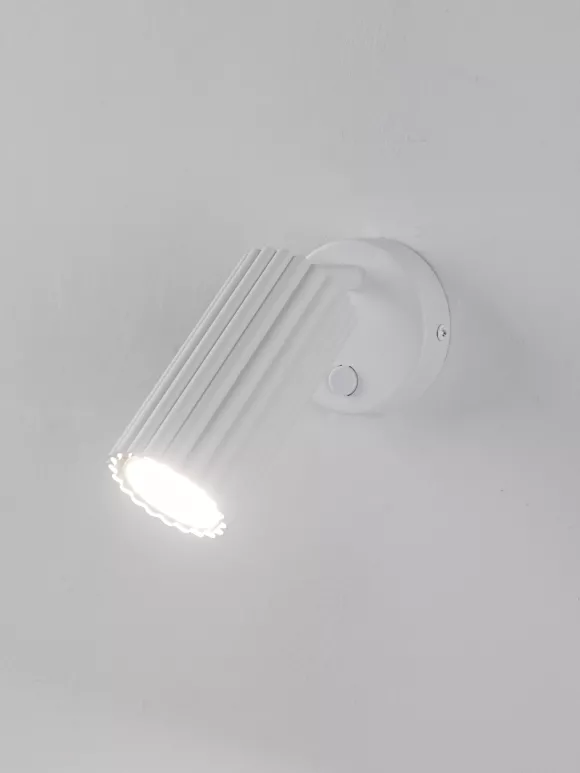 Спот Moderli Cora V12144-1W