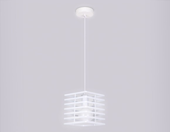 Подвесной светильник Ambrella Light Traditional TR8410