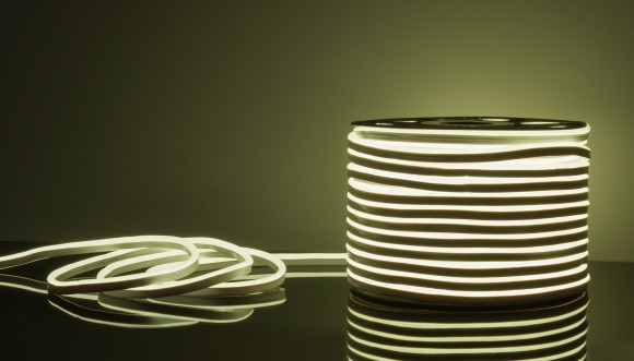 Светодиодный гибкий неон Elektrostandard 220V 9,6W 120Led 2835 IP67 односторонний холодный белый, 50 м 4690389121456