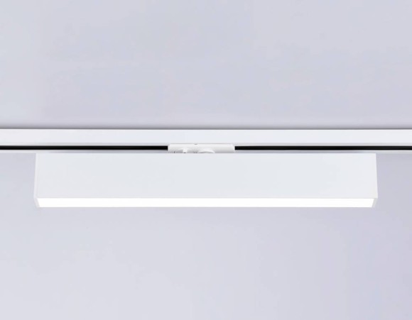 Трековый однофазный светильник Ambrella Light Track System GL6772