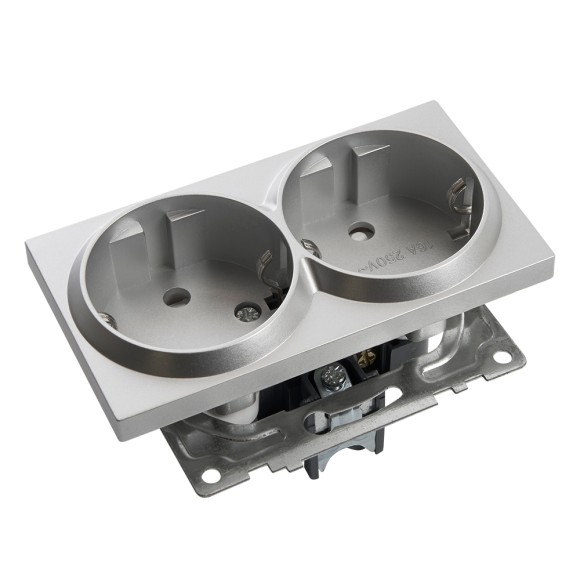 Розетка 2-местная с/з с защитной шторкой Stekker Катрин 39584