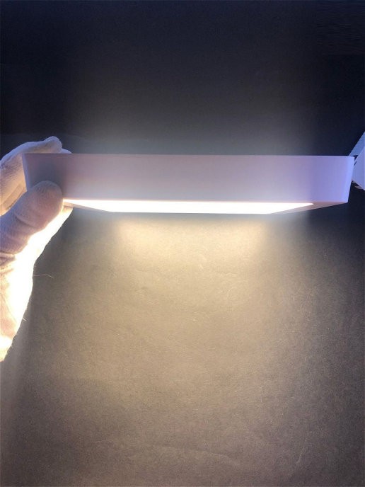 Настенно-потолочный светильник Elvan NLS-702SQ-18W-WH-Wh