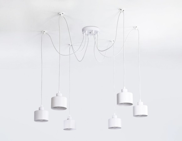 Подвесная люстра Ambrella Light Traditional TR8131