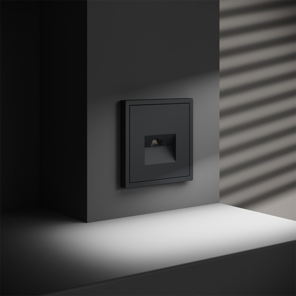 Розетка компьютерная Voltum S70 VLS060107