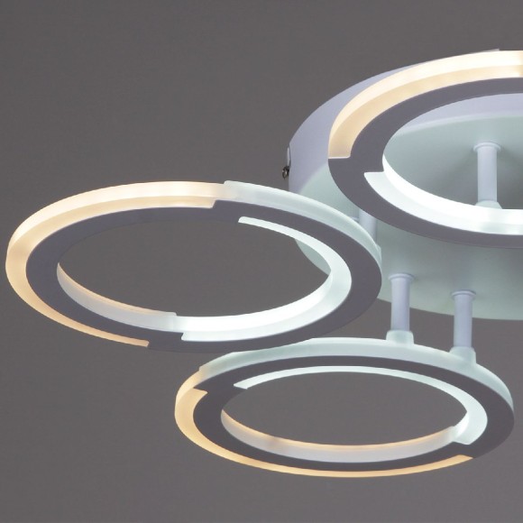 Потолочная светодиодная люстра с пультом управления Reluce 09820-3.3-05 WH