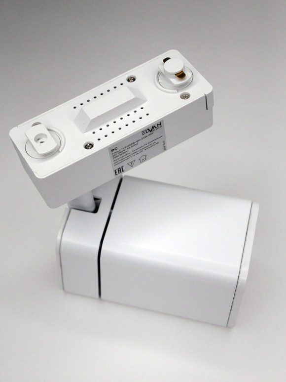 Трековый светильник Elvan ST-05SQ-20W-WW-Wh