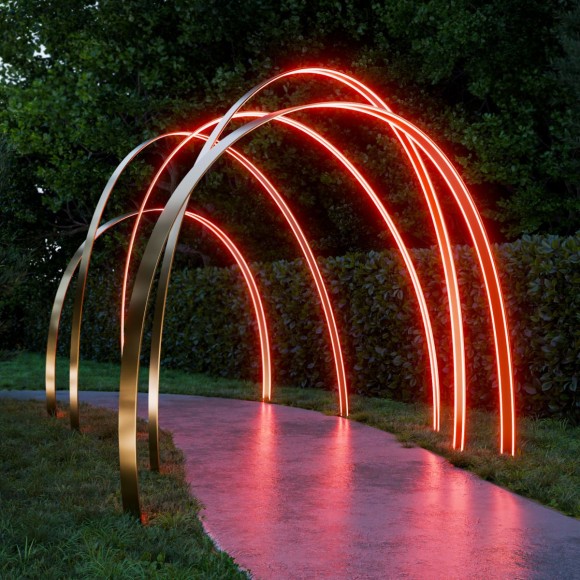 Комплект светодиодного неона Apeyron 220В, 6Вт/м, красный, smd 2835, 144д/м, круглый 10м, IP65, с аксессуарами (сетевой шнур, заглушка, крепеж - 10шт) 10-116