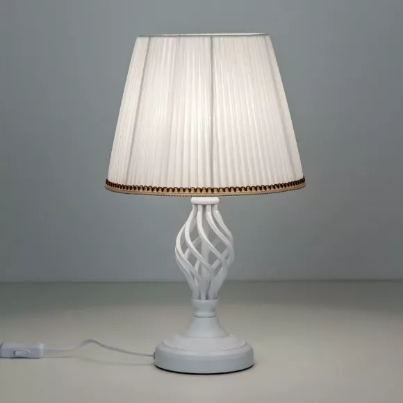 Настольная лампа Citilux CL402800 Настольная лампа Citilux CL402800