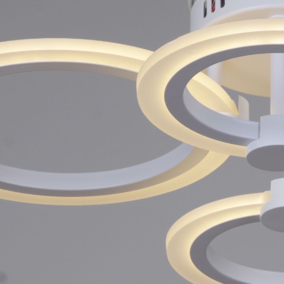 Потолочная светодиодная люстра с пультом управления Reluce 09502-0.3-2+2 WH