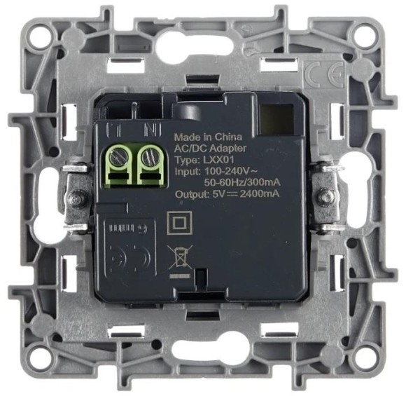 Зарядка USB A-C Legrand Etika Белый 672236