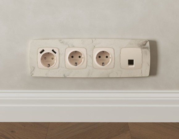 Комплект механизма компьютерной розетки Ambrella Volt RJ-45 (8P8C) CAT6A экранированной с автоматической защитной шторкой OMEGA MO332005 Бежевый матовый QUANT (OP3320, VM185)