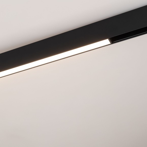 Трековый магнитный светильник Arlight MAG-ORIENT-FLAT-L235-8W Day4000-MIX (BK, 100 deg, 48V, TUYA Zigbee) (IP20 Металл) 056400