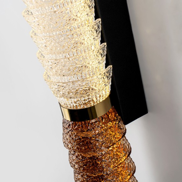 Настенный светильник Modelux ML.723.630 GD