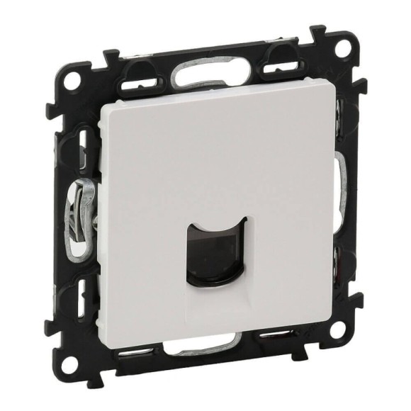 Информационная розетка RJ45 Legrand Valena Life 5 кат UTP белая 753440