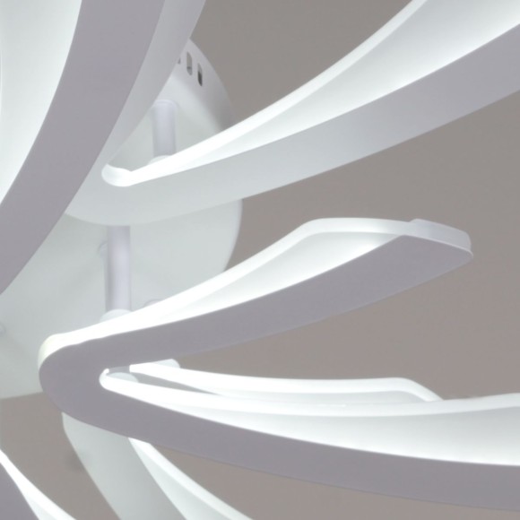 Потолочная светодиодная люстра Reluce 59090-0.3-4+4 WH