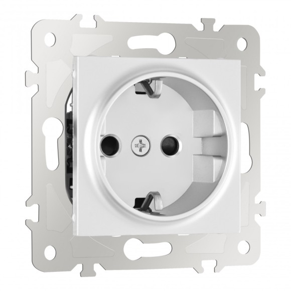 Розетка с заземлением и шторками Arte Milano 203.40-1.silver