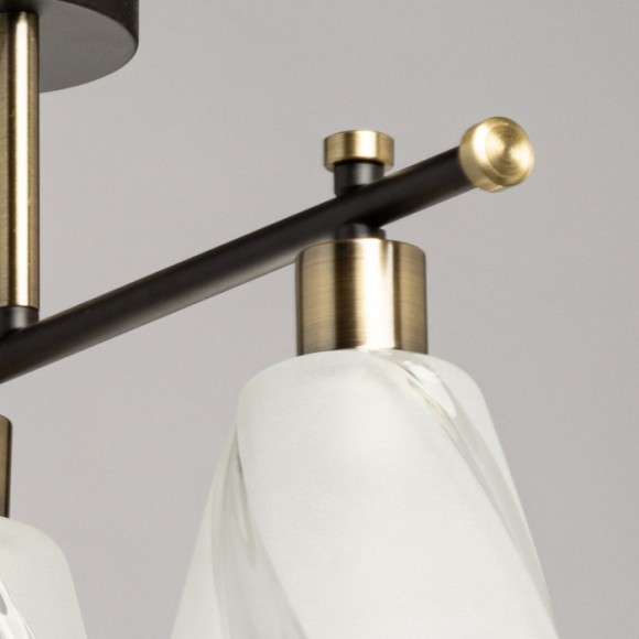 Потолочная люстра De Markt Тетро 118010403