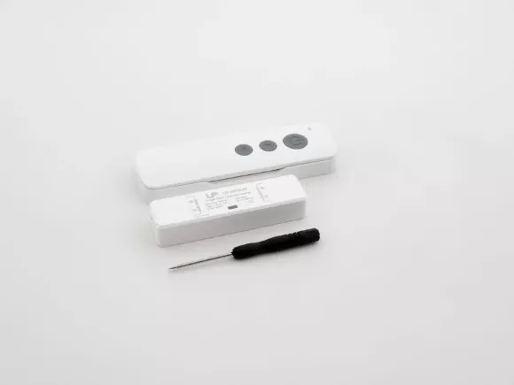 Диммер LEDS POWER N12-S Nano 15A 003672 Диммер LEDS POWER N12-S Nano 15A 003672