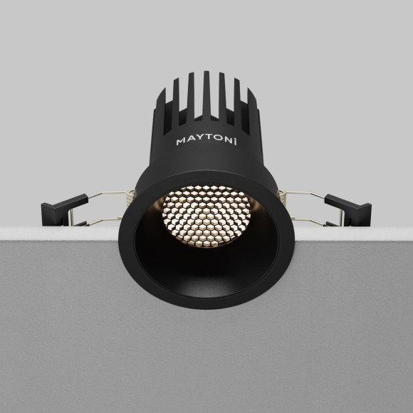 Встраиваемый светильник Maytoni Dip DL117-15W-4K-B