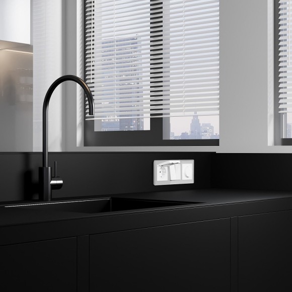 Розетка влагозащищенная с заземлением, с защитной крышкой и шторками Werkel белый W1171201 4690389213144 a069588