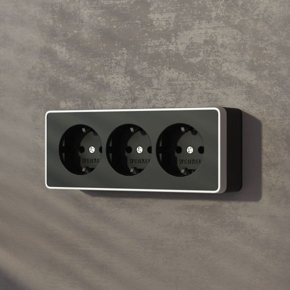 Розетка тройная с заземлением и шторками Werkel Gallant (черный с серебром) W5073134 4690389177200 a056944