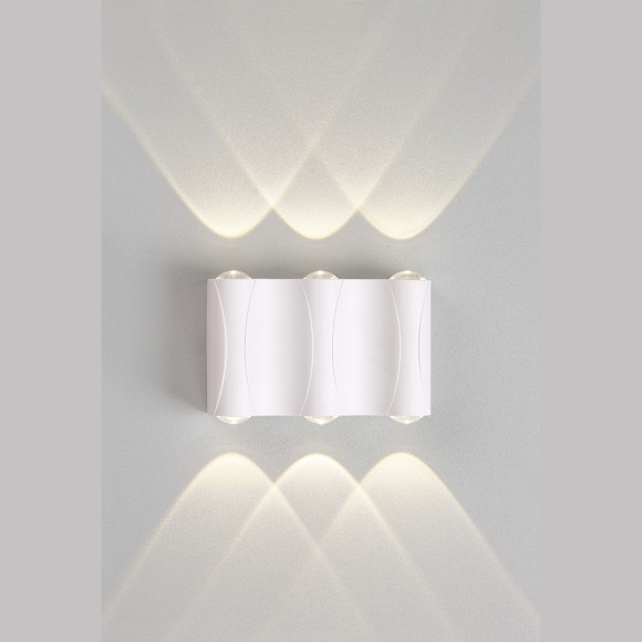 Уличный настенный светильник Crystal Lux CLT 022W3 WH 4000K