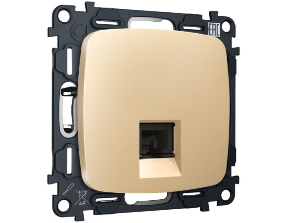 Комплект механизма компьютерной розетки Ambrella Volt RJ-45 (8P8C) CAT6A экранированной с автоматической защитной шторкой OMEGA MO612005 Шампань QUANT (OP6120, VM185)