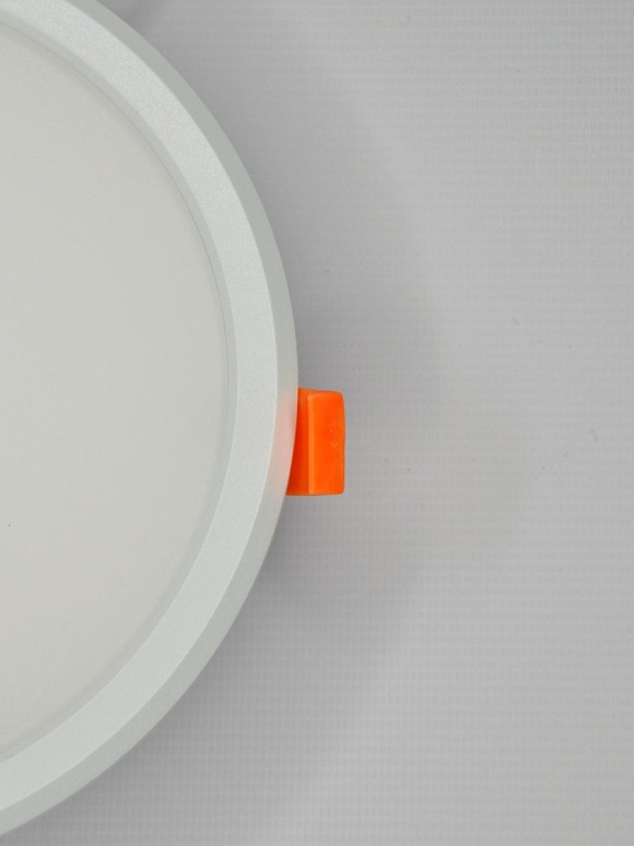 Встраиваемый светильник Elvan VLS-106R-18W-WW-Wh