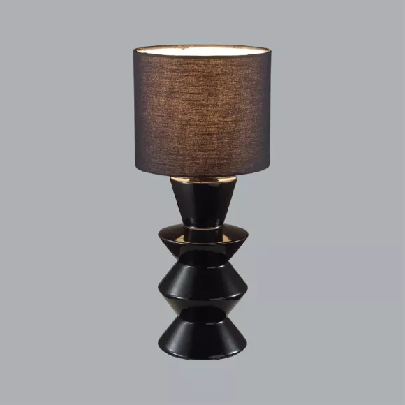 Настольная лампа Lumion Moderni Segi 8133/1T, основание крупным планом Настольная лампа Lumion Moderni Segi 8133/1T, основание крупным планом