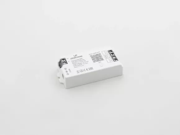 Контроллер LEDS POWER RGB C03 WIFI TUYA 15А 006444 Контроллер LEDS POWER RGB C03 WIFI TUYA 15А 006444