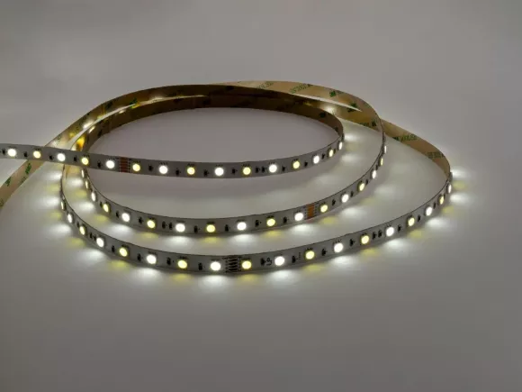 Светодиодная лента LEDS POWER 5050 60/м (14,4Вт/м) 24В RGB+White 004150 Светодиодная лента LEDS POWER 5050 60/м (14,4Вт/м) 24В RGB+White 004150