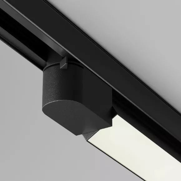 Трековый трехфазный светильник Maytoni Basis TR196-3-10W4K-B