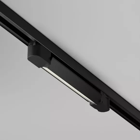 Трековый трехфазный светильник Maytoni Basis TR196-3-10W4K-B