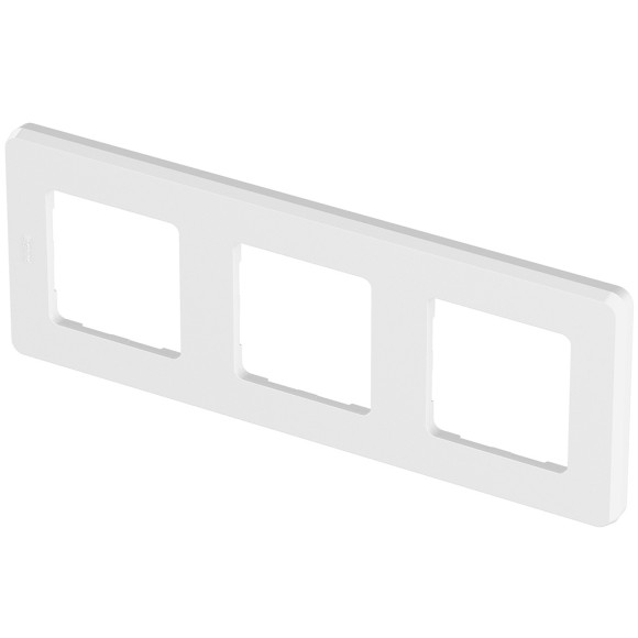 Рамка трехместная Legrand Inspiria 673950