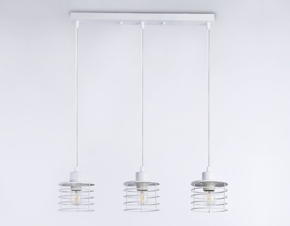 Подвесной светильник Ambrella Light Traditional TR8072