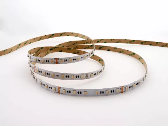 Светодиодная лента LEDS POWER 5050 60/м (19,2Вт/м) 24В RGBWW 004143 Светодиодная лента LEDS POWER 5050 60/м (19,2Вт/м) 24В RGBWW 004143