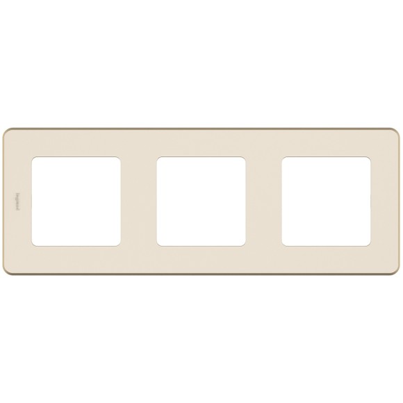 Рамка трехместная Legrand Inspiria 673951