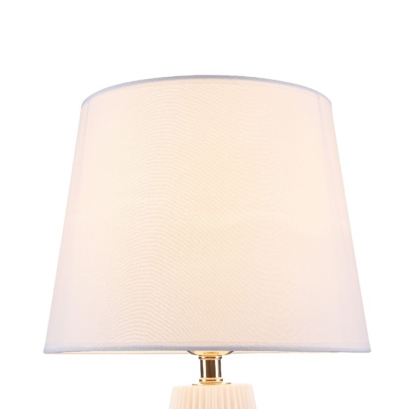 Настольная лампа Maytoni Calvin Table Z181-TL-01-W