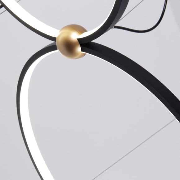 Подвесная светодиодная люстра Favourite Tornado 4569-4P