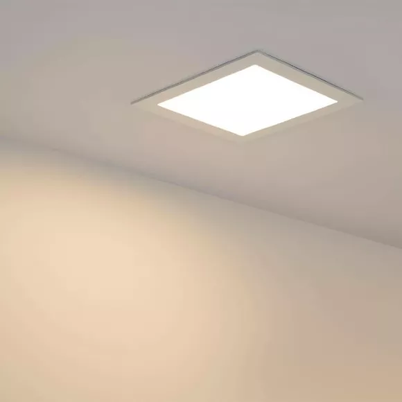 Встраиваемый светодиодный светильник Arlight DL-225x225M-21W Warm White 020137 Встраиваемый светодиодный светильник Arlight DL-225x225M-21W Warm White 020137