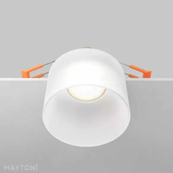 Встраиваемый светильник Maytoni Pauline DL047-01W Встраиваемый светильник Maytoni Pauline DL047-01W