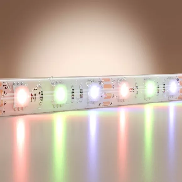 Светодиодная лента Maytoni Base 12В 5050 14,4Вт/м RGB 5м IP65 201196 Светодиодная лента Maytoni Base 12В 5050 14,4Вт/м RGB 5м IP65 201196