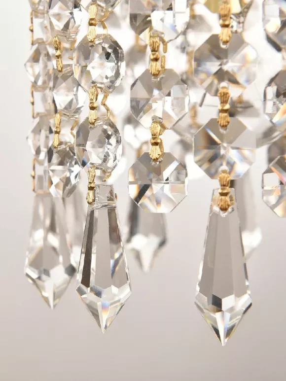Подвесной светильник Bohemia Ivele Crystal 14781P/16 G Drops, декоративные элементы крупным планом Подвесной светильник Bohemia Ivele Crystal 14781P/16 G Drops, декоративные элементы крупным планом