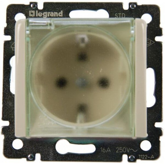 Розетка 2К+З Legrand Valena 16A 250V с/з со шторками крышкой винтовой зажим немецкий стандарт слоновая кость 774120