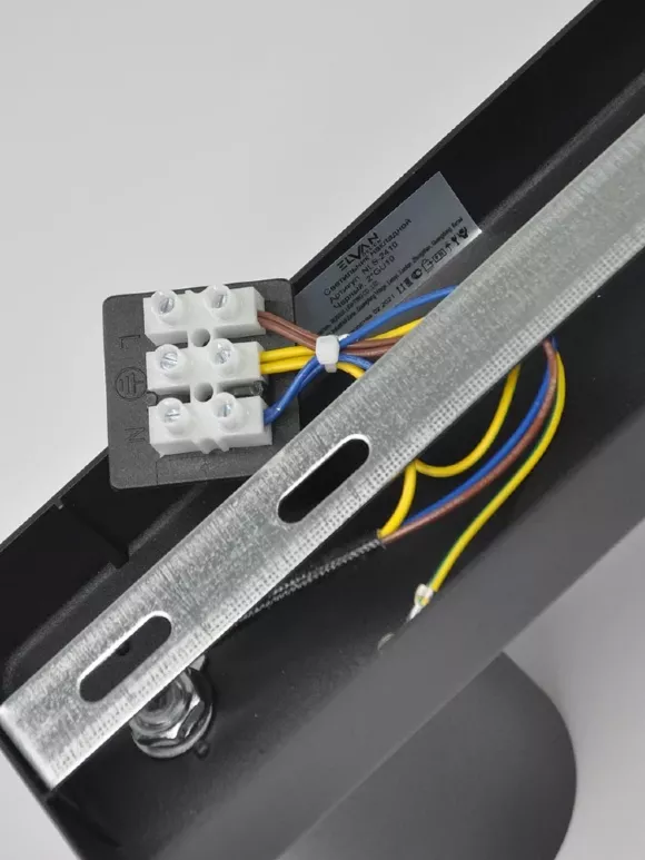 Спот Elvan NLS-2410/2-G10-Bk Спот Elvan NLS-2410/2-G10-Bk