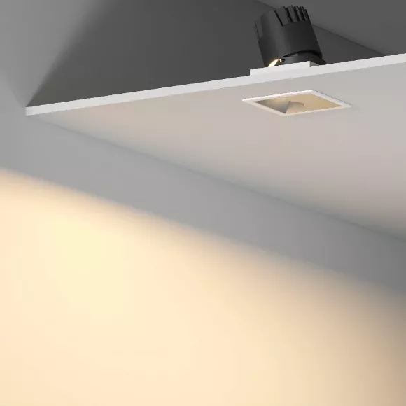 Встраиваемый светильник Elektrostandard Inline 4690389200557 a064615