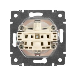 Розетка с/з со шторками Legrand Valena Classic 694269