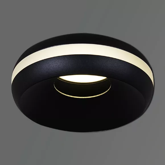 Точечный светильник Reluce 16074-9.5-001QR MR16 BK Точечный светильник Reluce 16074-9.5-001QR MR16 BK