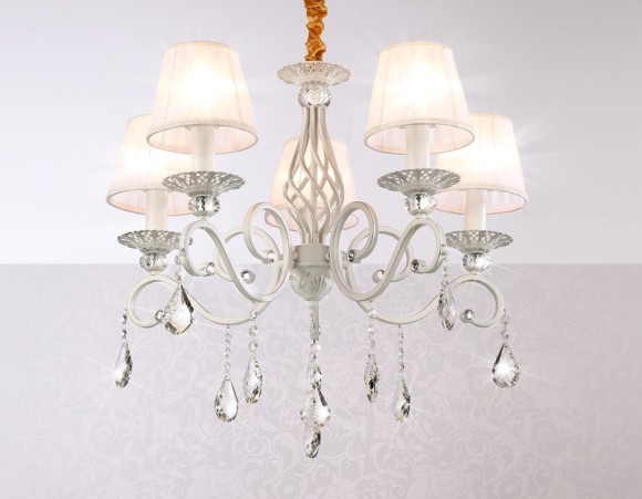 Подвесная люстра Ambrella Light Traditional TR4547